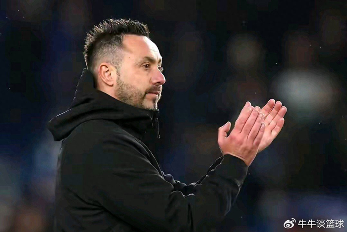 竞技宝-死敌对头来支招？热刺这步险棋敢不敢跟！|德泽尔比|杰拉德|托特纳姆热刺|利物浦|阿森纳_新浪体育_新浪新闻